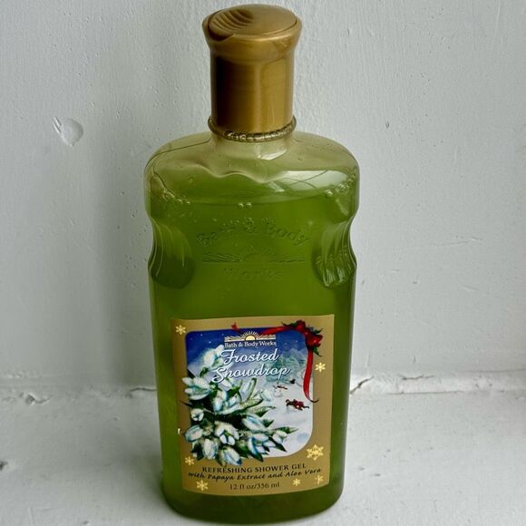 Bath & Body Works Frosted Snowdrop Refreshing Shower Gel - Picture 2 of 10